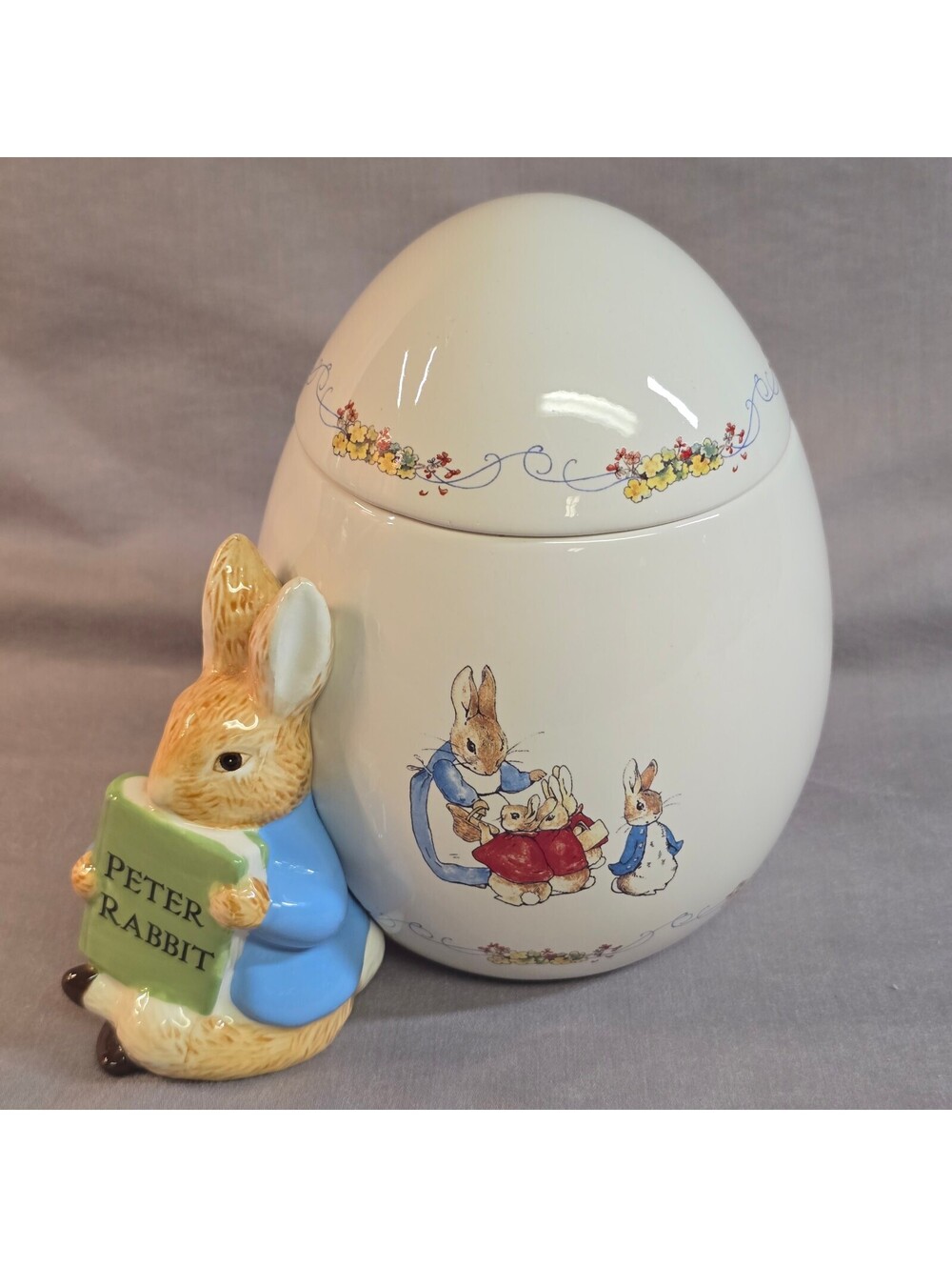Vintage 2008 Beatrix Potter Peter Rabbit Ceramic Easter Egg Cookie Jar Canister